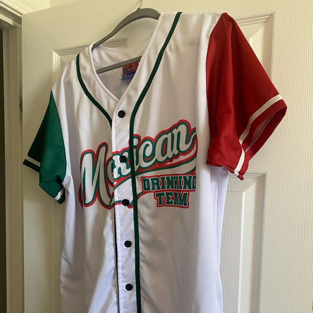 XL Men’s Mexican drinking team baseball jersey